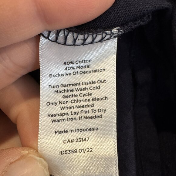 Talbots 2xl Navy with White Lace Detail - Picture 5 of 5